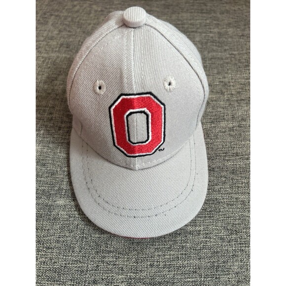 Ohio State Infant Hat Block O Design - Picture 6 of 10